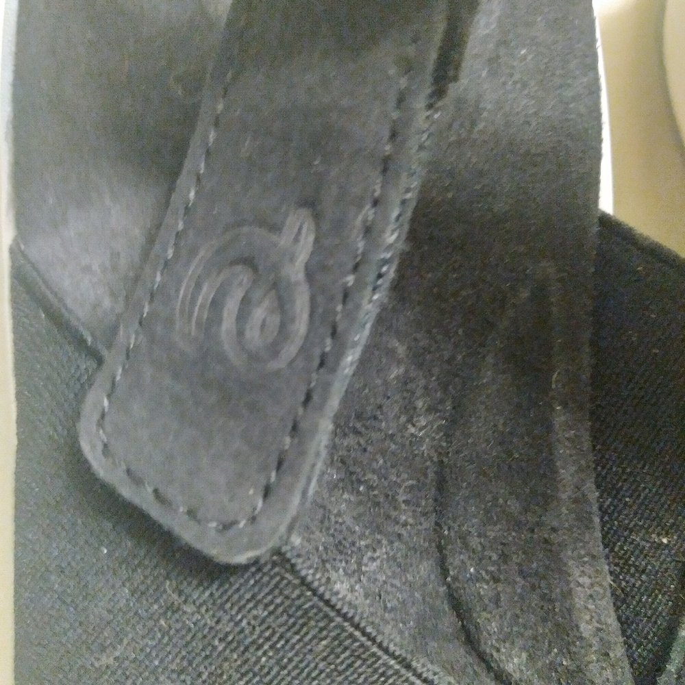 Women's EASY SPIRIT Black Sandals Size 8 - Picture 11 of 16